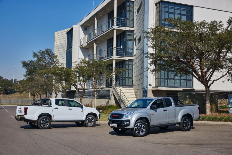  Isuzu KB Double Cab X-Rider 2016 года  (фото 29 из 30)
